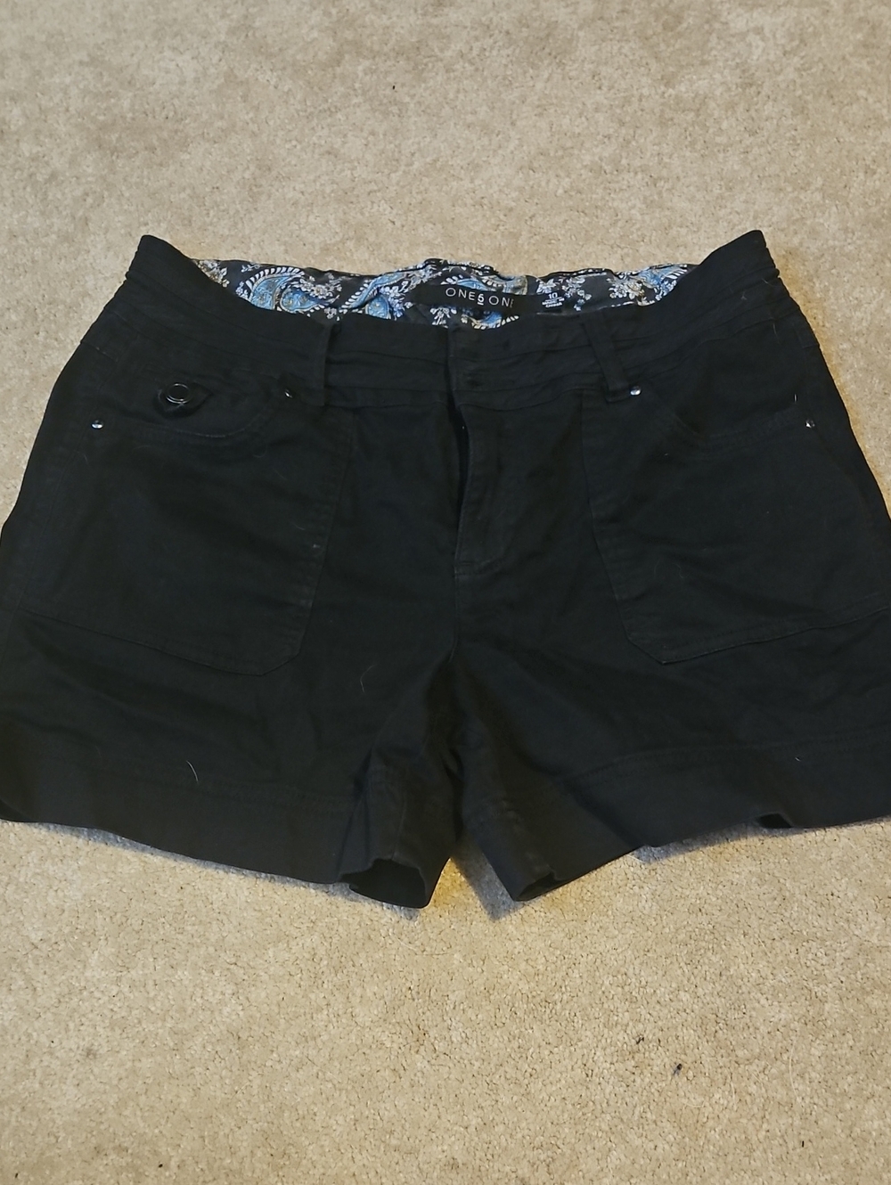 Black Women's Shorts - Casual Pocket Style